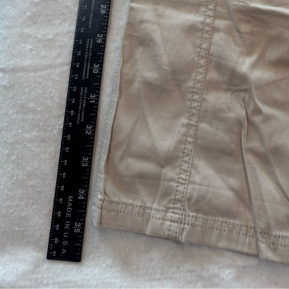 White House Black Market Light Beige cropped  Cargo Pants with Buttoned Pockets - Picture 5 of 6